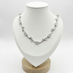 Tulip necklace