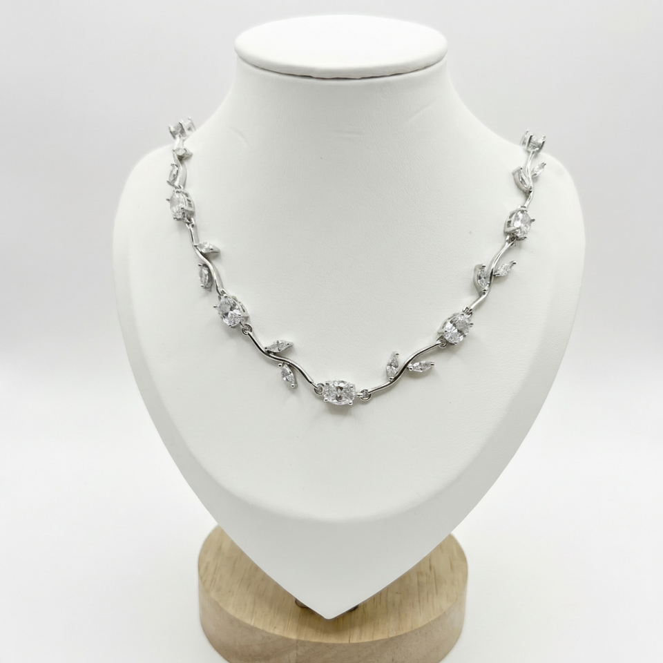 Ens tulip necklace +bracelet