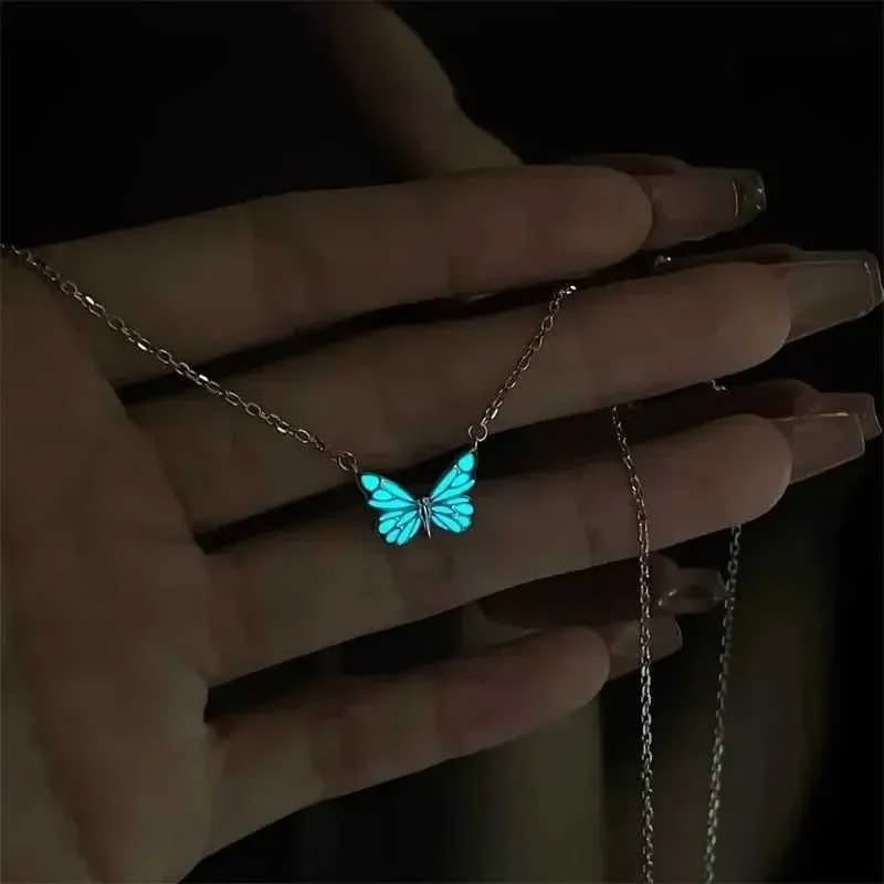 Collier Papillon Lumineux 🦋