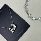 Ensemble Swan necklace X tulip bracelet